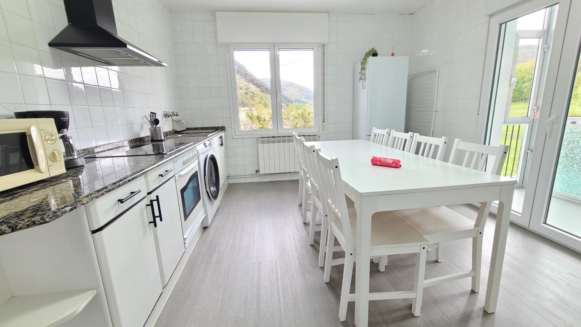 Casa Renovada Con Chill Out En Espinosa Apartment Espinosa De Los Monteros Ngoại thất bức ảnh